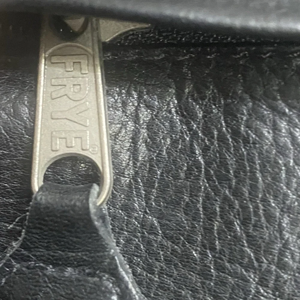 Frye Leather Messenger Crossbody Bag Black Adjustable Strap Interior Zippers